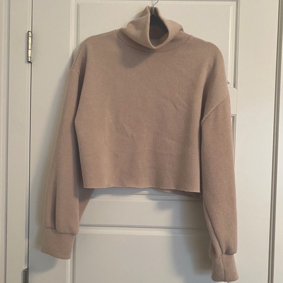 Cropped Turtleneck Sweater - Picture 1 of 4